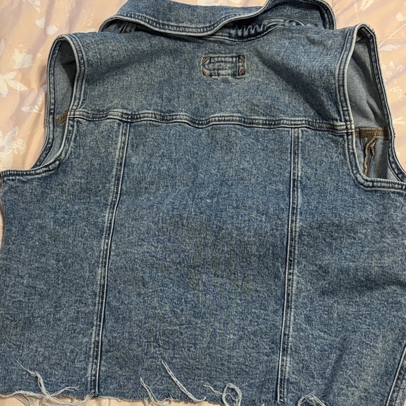Maurices Light Blue Denim Vest - Picture 4 of 4